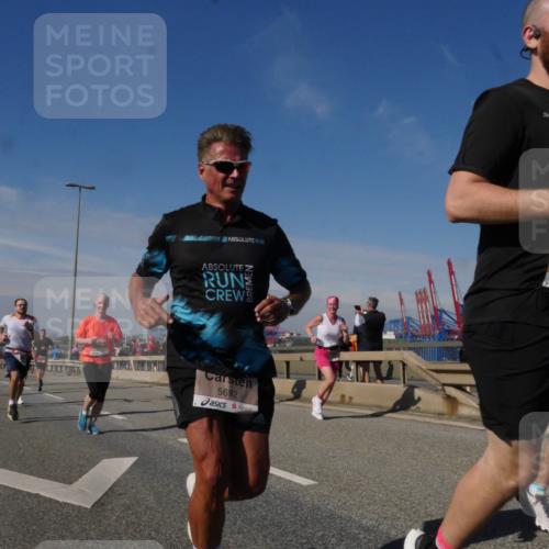 03.10.2025 - Köhlbrandbrückenlauf Matties Gatica Varas http://msf.ph/oto/8990175 03.10.2025 12:39:20 Position 2 4117, 5692 meine-sportfotos.de