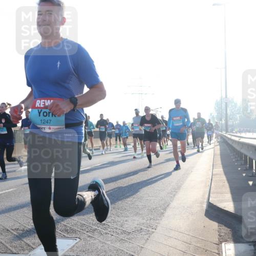 03.10.2025 - Köhlbrandbrückenlauf Luisa Fischer http://msf.ph/oto/8990191 03.10.2025 10:14:00 Position 3 1247 meine-sportfotos.de