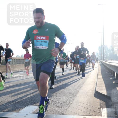 03.10.2025 - Köhlbrandbrückenlauf Luisa Fischer http://msf.ph/oto/8990240 03.10.2025 10:14:05 Position 3 1207, 1213 meine-sportfotos.de