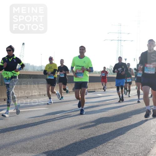 03.10.2025 - Köhlbrandbrückenlauf Luisa Fischer http://msf.ph/oto/8990315 03.10.2025 10:14:14 Position 3 1182, 1504 meine-sportfotos.de