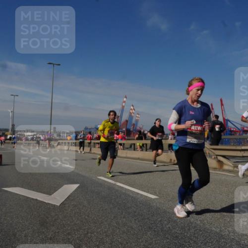 03.10.2025 - Köhlbrandbrückenlauf Matties Gatica Varas http://msf.ph/oto/8990381 03.10.2025 12:39:50 Position 2  meine-sportfotos.de