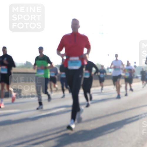 03.10.2025 - Köhlbrandbrückenlauf Luisa Fischer http://msf.ph/oto/8990430 03.10.2025 10:14:29 Position 3  meine-sportfotos.de