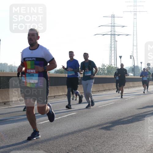 03.10.2025 - Köhlbrandbrückenlauf Luisa Fischer http://msf.ph/oto/8990461 03.10.2025 10:14:33 Position 3 1248 meine-sportfotos.de