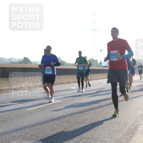 03.10.2025 - Köhlbrandbrückenlauf Luisa Fischer http://msf.ph/oto/8990509 03.10.2025 10:14:39 Position 3  meine-sportfotos.de