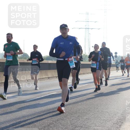 03.10.2025 - Köhlbrandbrückenlauf Luisa Fischer http://msf.ph/oto/8990530 03.10.2025 10:14:42 Position 3  meine-sportfotos.de