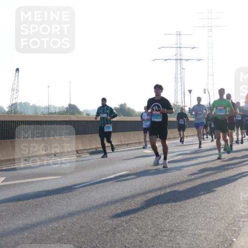 03.10.2025 - Köhlbrandbrückenlauf Luisa Fischer http://msf.ph/oto/8990626 03.10.2025 10:14:53 Position 3 42, 1146 meine-sportfotos.de