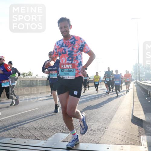 03.10.2025 - Köhlbrandbrückenlauf Luisa Fischer http://msf.ph/oto/8990673 03.10.2025 10:15:01 Position 3 1039, 00, 00 meine-sportfotos.de
