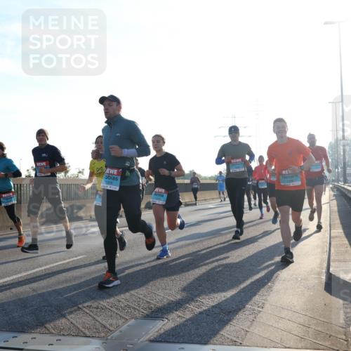 03.10.2025 - Köhlbrandbrückenlauf Luisa Fischer http://msf.ph/oto/8990695 03.10.2025 10:15:03 Position 3 1359 meine-sportfotos.de