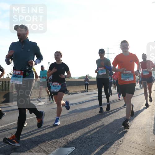 03.10.2025 - Köhlbrandbrückenlauf Luisa Fischer http://msf.ph/oto/8990697 03.10.2025 10:15:04 Position 3 1359, 1242, 3496 meine-sportfotos.de