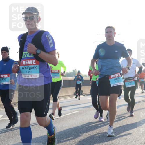03.10.2025 - Köhlbrandbrückenlauf Luisa Fischer http://msf.ph/oto/8990760 03.10.2025 10:15:11 Position 3 1370, 1415, 1312, 1357, 3344, 1412 meine-sportfotos.de