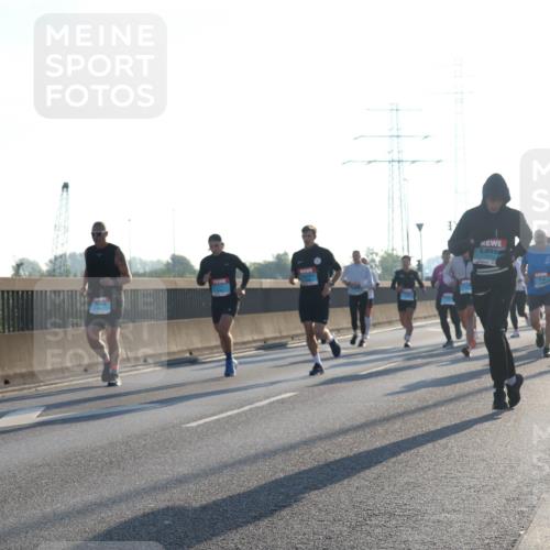 03.10.2025 - Köhlbrandbrückenlauf Luisa Fischer http://msf.ph/oto/8990834 03.10.2025 10:15:20 Position 3 1673 meine-sportfotos.de