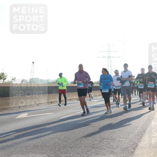 03.10.2025 - Köhlbrandbrückenlauf Luisa Fischer http://msf.ph/oto/8990898 03.10.2025 10:15:28 Position 3  meine-sportfotos.de