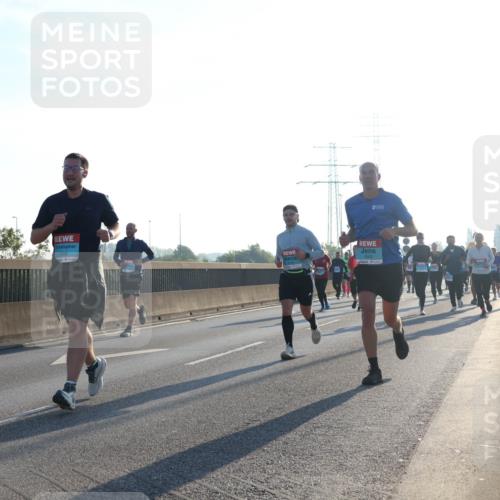 03.10.2025 - Köhlbrandbrückenlauf Luisa Fischer http://msf.ph/oto/8991002 03.10.2025 10:15:40 Position 3 1506 meine-sportfotos.de
