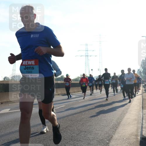 03.10.2025 - Köhlbrandbrückenlauf Luisa Fischer http://msf.ph/oto/8991012 03.10.2025 10:15:42 Position 3 1543 meine-sportfotos.de