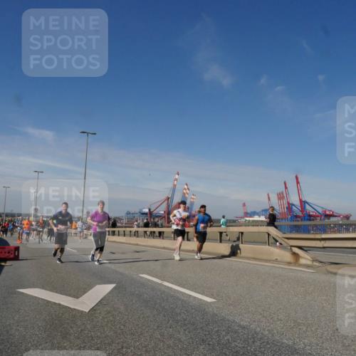03.10.2025 - Köhlbrandbrückenlauf Matties Gatica Varas http://msf.ph/oto/8991025 03.10.2025 12:41:34 Position 2  meine-sportfotos.de
