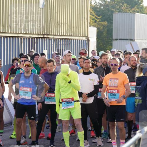 03.10.2025 - Köhlbrandbrückenlauf Michael Burmester http://msf.ph/oto/8991133 03.10.2025 08:59:50 Ziel  meine-sportfotos.de