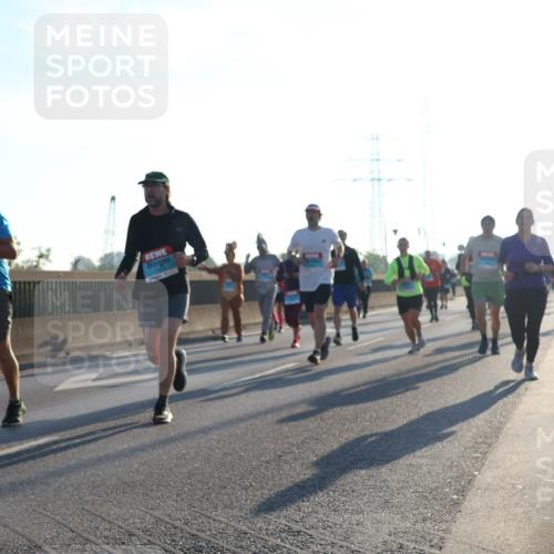 03.10.2025 - Köhlbrandbrückenlauf Luisa Fischer http://msf.ph/oto/8991194 03.10.2025 10:16:00 Position 3  meine-sportfotos.de