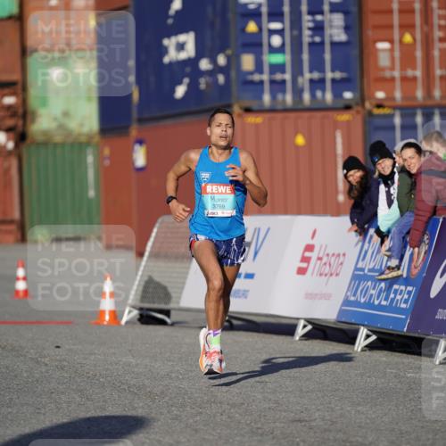 03.10.2025 - Köhlbrandbrückenlauf Michael Burmester http://msf.ph/oto/8991205 03.10.2025 09:42:53 Ziel 3769 meine-sportfotos.de