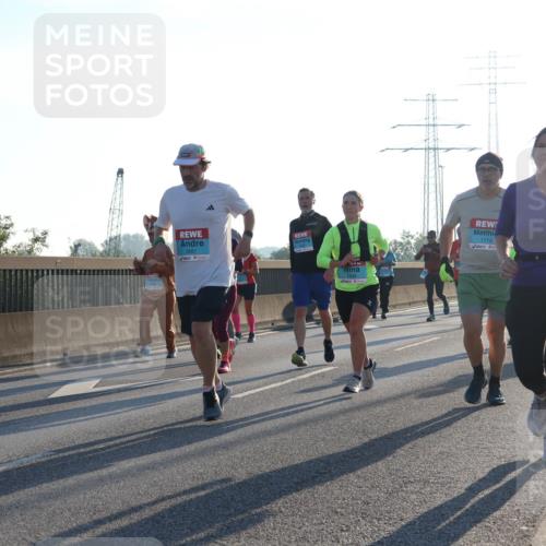 03.10.2025 - Köhlbrandbrückenlauf Luisa Fischer http://msf.ph/oto/8991212 03.10.2025 10:16:01 Position 3 3481, 1776 meine-sportfotos.de