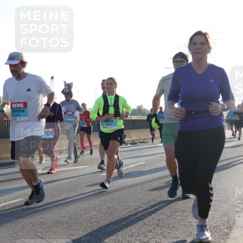 03.10.2025 - Köhlbrandbrückenlauf Luisa Fischer http://msf.ph/oto/8991219 03.10.2025 10:16:02 Position 3 3481, 1836 meine-sportfotos.de