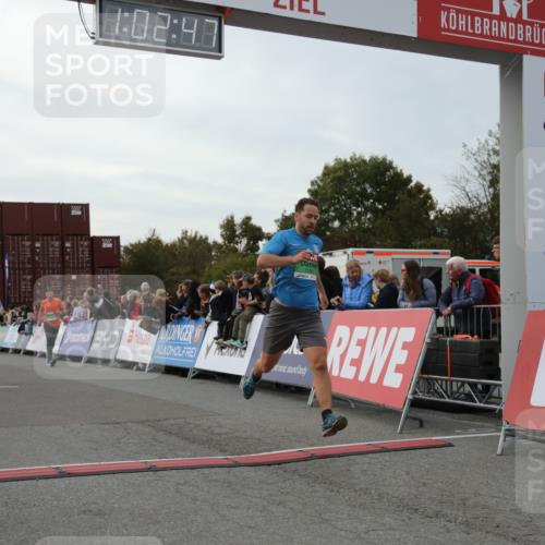 03.10.2025 - Köhlbrandbrückenlauf Yannick Fuchs http://msf.ph/oto/8991339 03.10.2025 16:02:45 Ziel 7099, 7102, 7180, 7277, 8048, 9511, 9595, 9670 meine-sportfotos.de