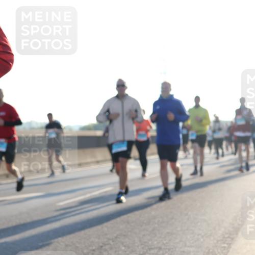 03.10.2025 - Köhlbrandbrückenlauf Luisa Fischer http://msf.ph/oto/8991367 03.10.2025 10:16:16 Position 3  meine-sportfotos.de