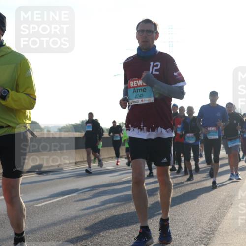 03.10.2025 - Köhlbrandbrückenlauf Luisa Fischer http://msf.ph/oto/8991403 03.10.2025 10:16:19 Position 3 62, 2743, 12, 1 meine-sportfotos.de