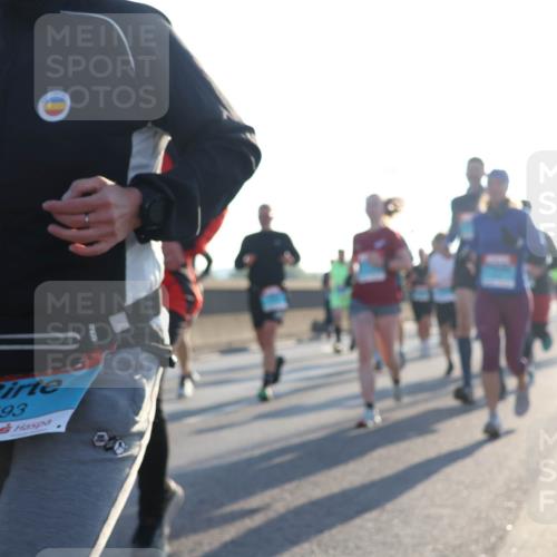 03.10.2025 - Köhlbrandbrückenlauf Luisa Fischer http://msf.ph/oto/8991446 03.10.2025 10:16:23 Position 3 3493 meine-sportfotos.de