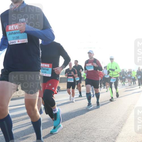 03.10.2025 - Köhlbrandbrückenlauf Luisa Fischer http://msf.ph/oto/8991472 03.10.2025 10:16:26 Position 3 3138, 3188 meine-sportfotos.de