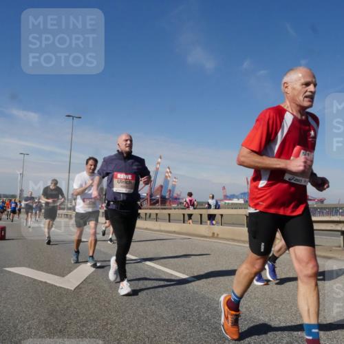 03.10.2025 - Köhlbrandbrückenlauf Matties Gatica Varas http://msf.ph/oto/8991479 03.10.2025 12:42:30 Position 2 4649 meine-sportfotos.de