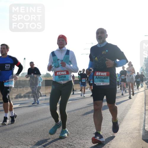 03.10.2025 - Köhlbrandbrückenlauf Luisa Fischer http://msf.ph/oto/8991620 03.10.2025 10:16:40 Position 3 1902, 1730, 1296 meine-sportfotos.de