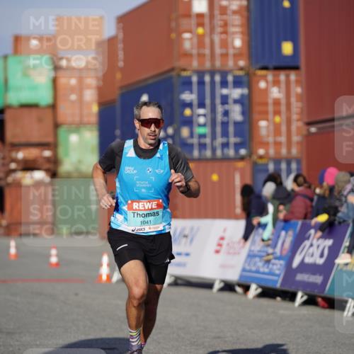03.10.2025 - Köhlbrandbrückenlauf Michael Burmester http://msf.ph/oto/8991766 03.10.2025 09:49:45 Ziel 1041 meine-sportfotos.de