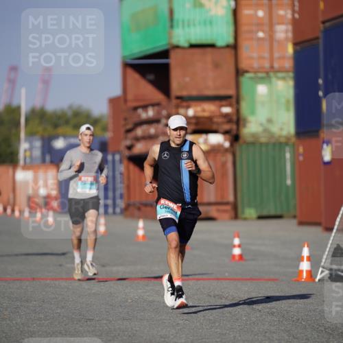 03.10.2025 - Köhlbrandbrückenlauf Michael Burmester http://msf.ph/oto/8991809 03.10.2025 09:50:14 Ziel 3463 meine-sportfotos.de