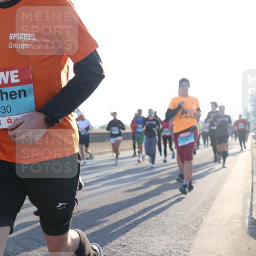 03.10.2025 - Köhlbrandbrückenlauf Luisa Fischer http://msf.ph/oto/8991884 03.10.2025 10:17:04 Position 3 1430, 1442 meine-sportfotos.de