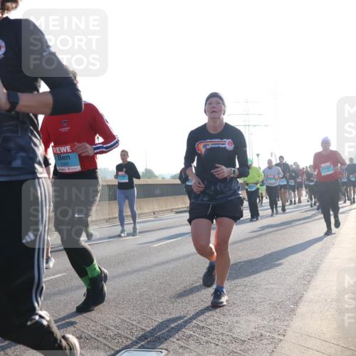 03.10.2025 - Köhlbrandbrückenlauf Luisa Fischer http://msf.ph/oto/8991930 03.10.2025 10:17:08 Position 3 1355, 3010, 2560 meine-sportfotos.de