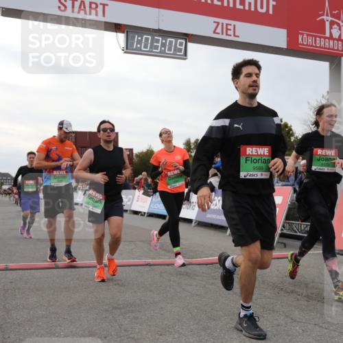 03.10.2025 - Köhlbrandbrückenlauf Yannick Fuchs http://msf.ph/oto/8991932 03.10.2025 16:03:08 Ziel 7016, 7098, 7125, 7231, 7265, 7290, 7300, 7721, 8994, 9294, 9569, 9570, 9657 meine-sportfotos.de