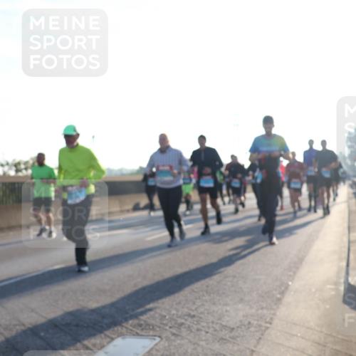 03.10.2025 - Köhlbrandbrückenlauf Luisa Fischer http://msf.ph/oto/8991968 03.10.2025 10:17:12 Position 3  meine-sportfotos.de