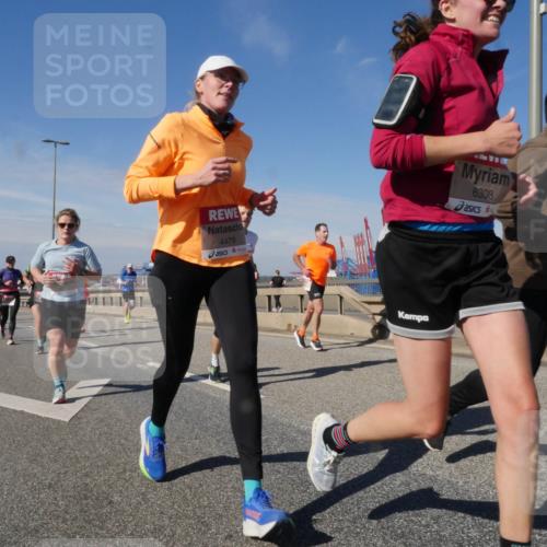 03.10.2025 - Köhlbrandbrückenlauf Matties Gatica Varas http://msf.ph/oto/8992018 03.10.2025 12:43:33 Position 2 4479, 6308 meine-sportfotos.de