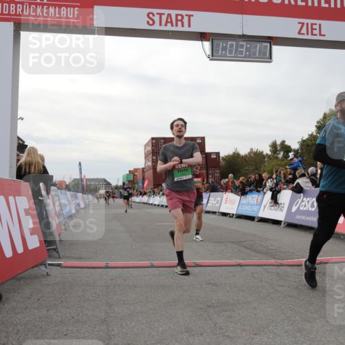 03.10.2025 - Köhlbrandbrückenlauf Yannick Fuchs http://msf.ph/oto/8992081 03.10.2025 16:03:15 Ziel 7016, 7098, 7721, 7873, 9305, 9657, 9678 meine-sportfotos.de