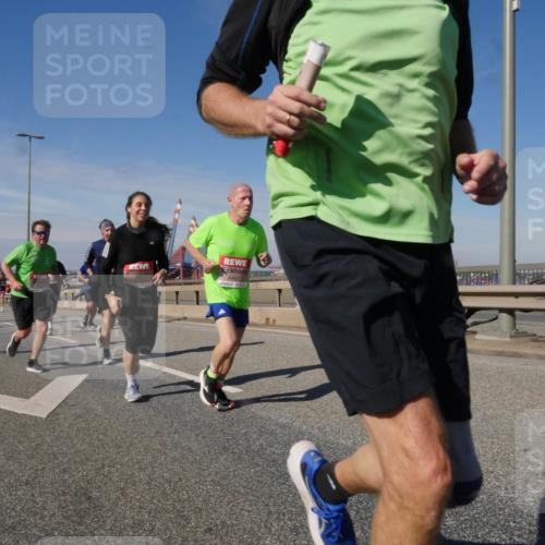 03.10.2025 - Köhlbrandbrückenlauf Matties Gatica Varas http://msf.ph/oto/8992085 03.10.2025 12:43:40 Position 2 6467 meine-sportfotos.de