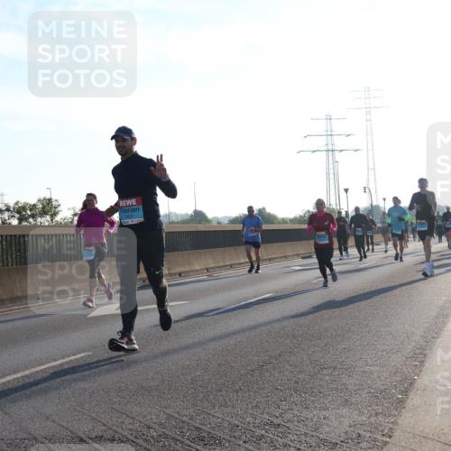 03.10.2025 - Köhlbrandbrückenlauf Luisa Fischer http://msf.ph/oto/8992098 03.10.2025 10:17:25 Position 3 1605, 1 meine-sportfotos.de