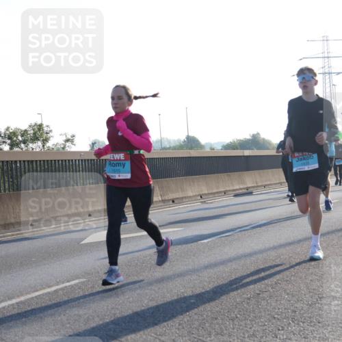 03.10.2025 - Köhlbrandbrückenlauf Luisa Fischer http://msf.ph/oto/8992123 03.10.2025 10:17:27 Position 3 1515, 1933 meine-sportfotos.de