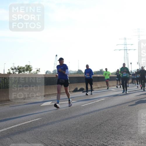 03.10.2025 - Köhlbrandbrückenlauf Luisa Fischer http://msf.ph/oto/8992214 03.10.2025 10:17:36 Position 3  meine-sportfotos.de
