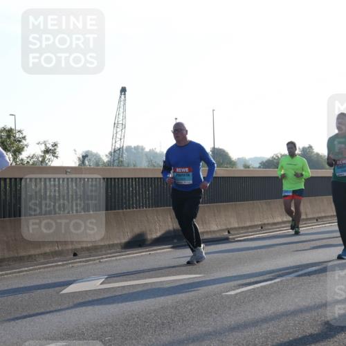 03.10.2025 - Köhlbrandbrückenlauf Luisa Fischer http://msf.ph/oto/8992223 03.10.2025 10:17:37 Position 3  meine-sportfotos.de