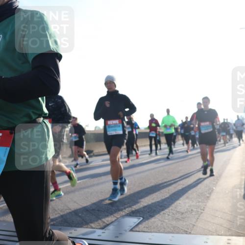 03.10.2025 - Köhlbrandbrückenlauf Luisa Fischer http://msf.ph/oto/8992318 03.10.2025 10:17:46 Position 3 3238 meine-sportfotos.de