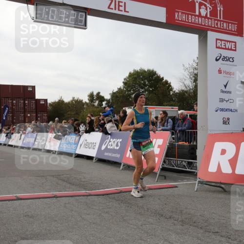 03.10.2025 - Köhlbrandbrückenlauf Yannick Fuchs http://msf.ph/oto/8992319 03.10.2025 16:03:27 Ziel 7013, 7094, 7224, 7284, 7418, 7485, 9103, 9678 meine-sportfotos.de
