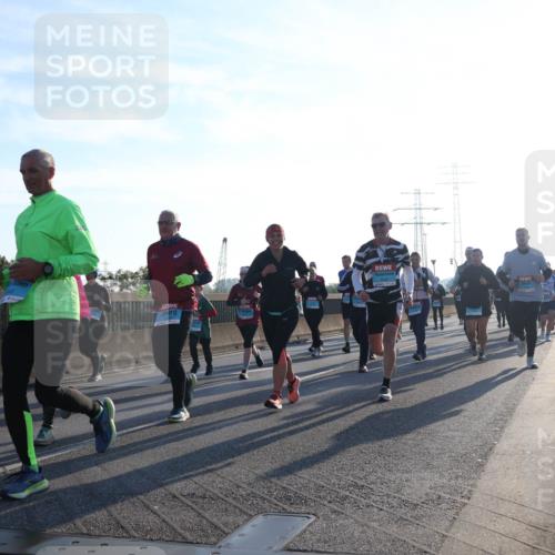 03.10.2025 - Köhlbrandbrückenlauf Luisa Fischer http://msf.ph/oto/8992347 03.10.2025 10:17:49 Position 3  meine-sportfotos.de