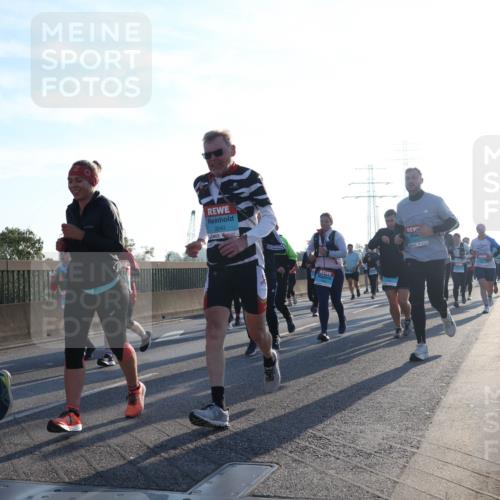 03.10.2025 - Köhlbrandbrückenlauf Luisa Fischer http://msf.ph/oto/8992358 03.10.2025 10:17:50 Position 3 3540 meine-sportfotos.de