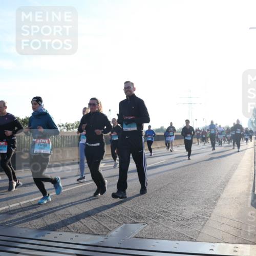 03.10.2025 - Köhlbrandbrückenlauf Luisa Fischer http://msf.ph/oto/8992424 03.10.2025 10:17:56 Position 3 2953 meine-sportfotos.de
