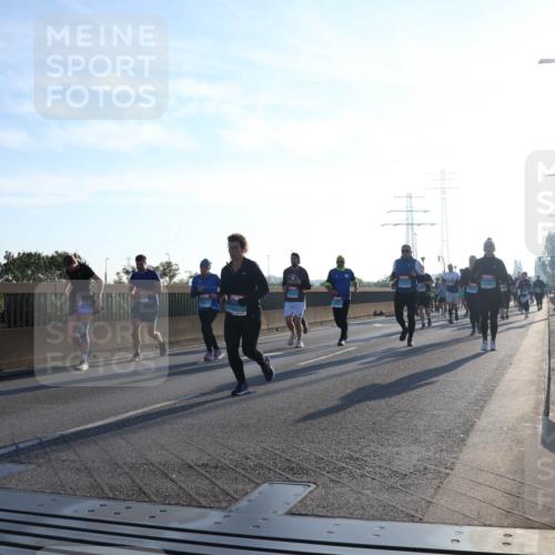 03.10.2025 - Köhlbrandbrückenlauf Luisa Fischer http://msf.ph/oto/8992447 03.10.2025 10:17:59 Position 3  meine-sportfotos.de